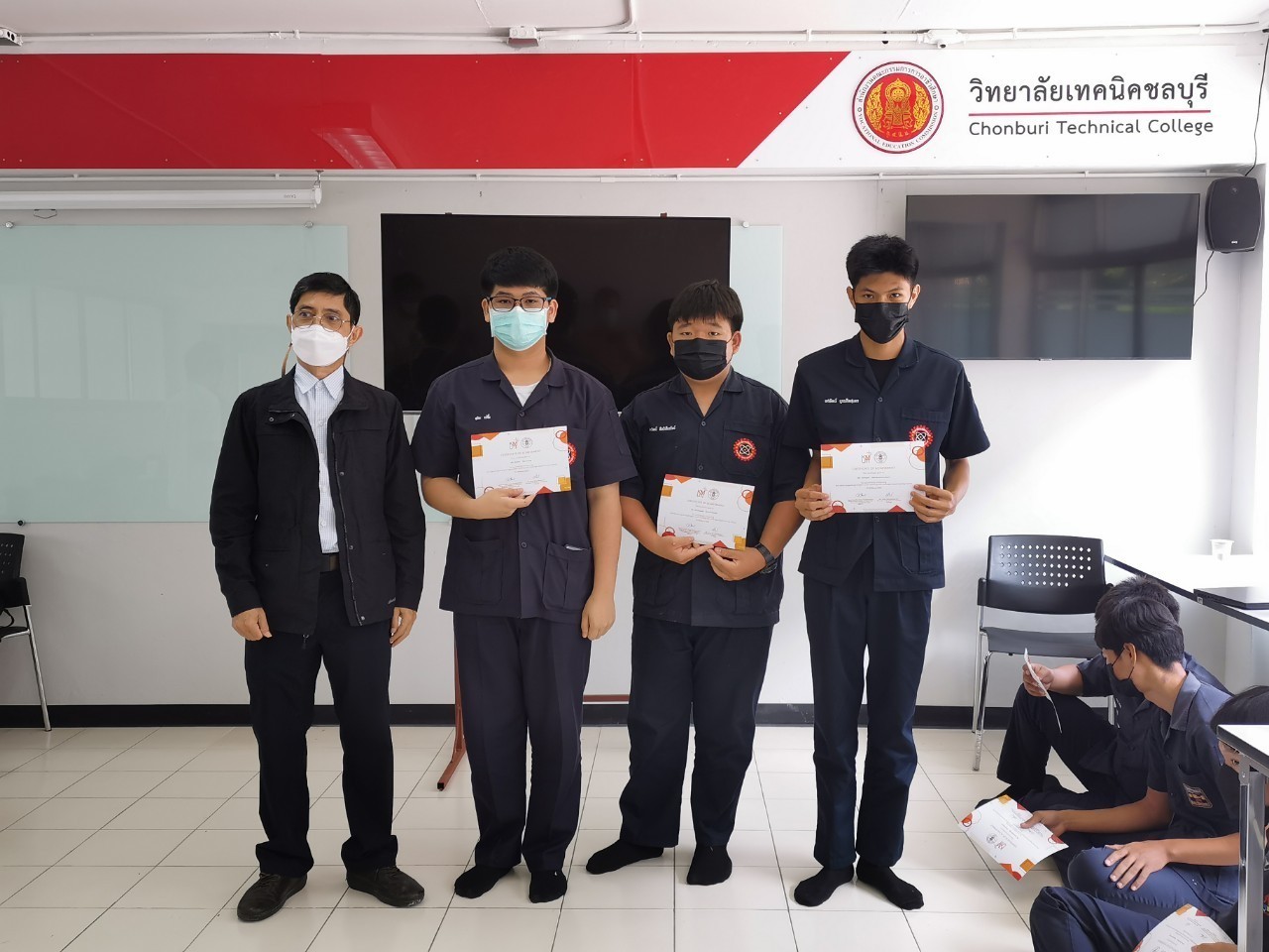 การแข่งขัน 1